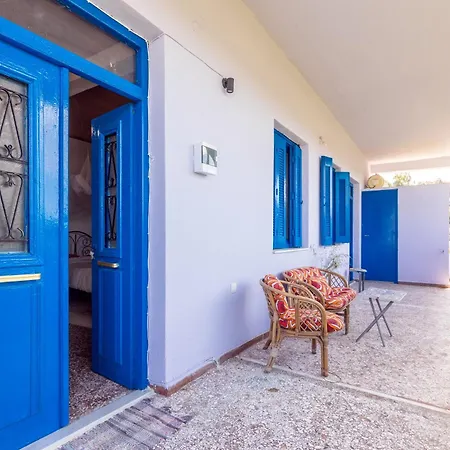 La Maison Bleue Zaros
