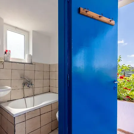 La Maison Bleue Guest house Zaros